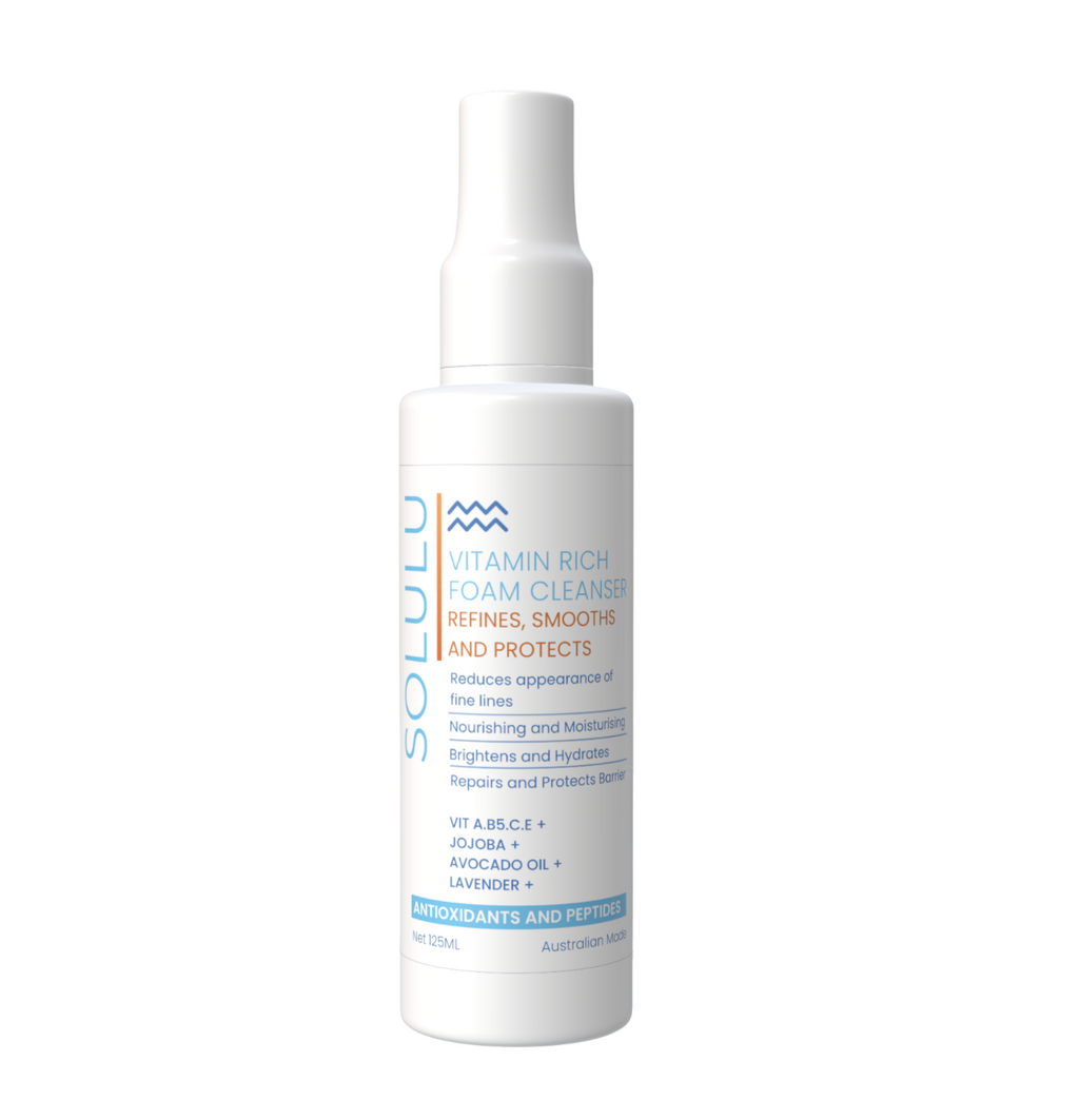 VITAMIN RICH FOAM CLEANSER - AGE DEFYING